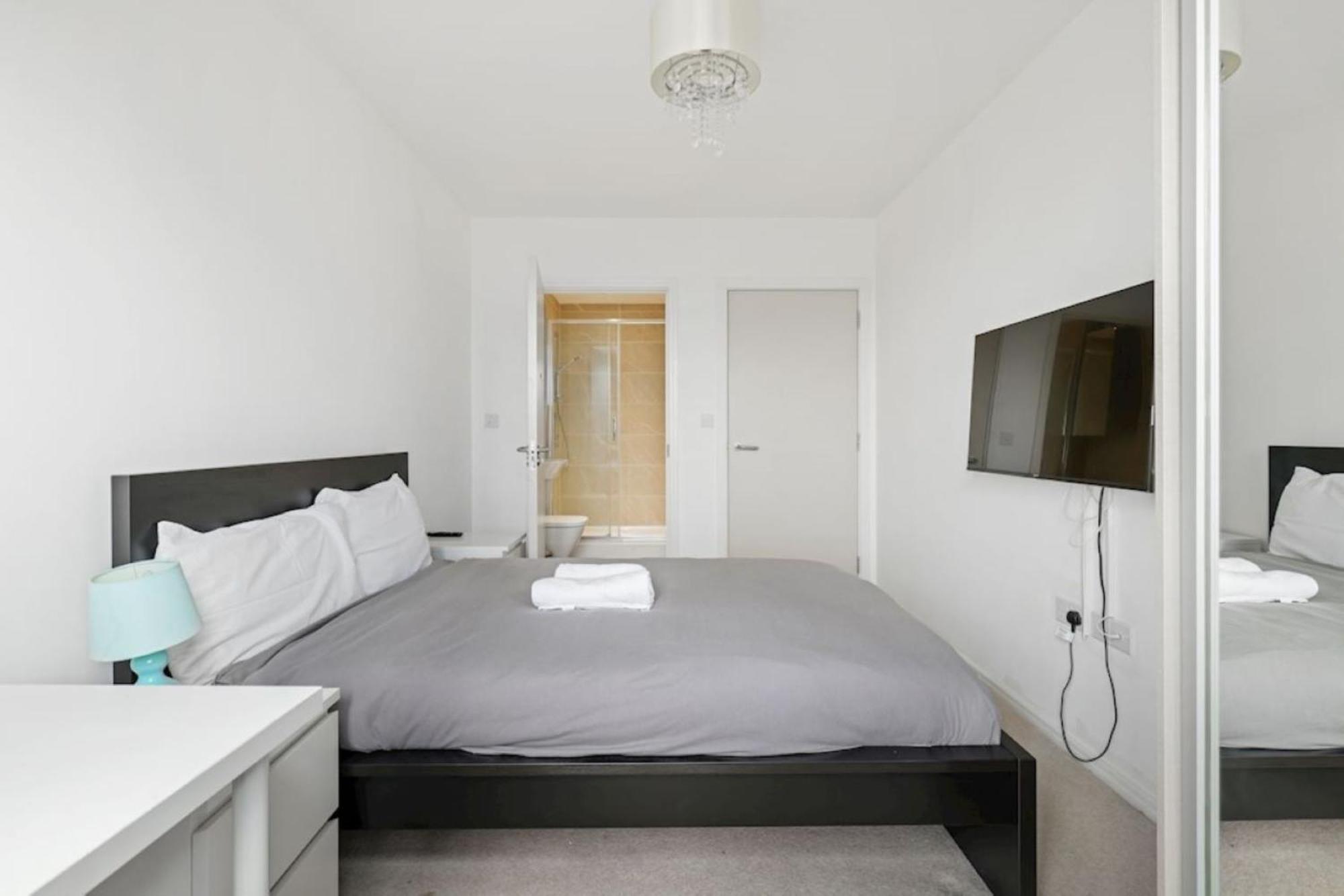 Canning Town 2 Bed Apartment London Eksteriør bilde